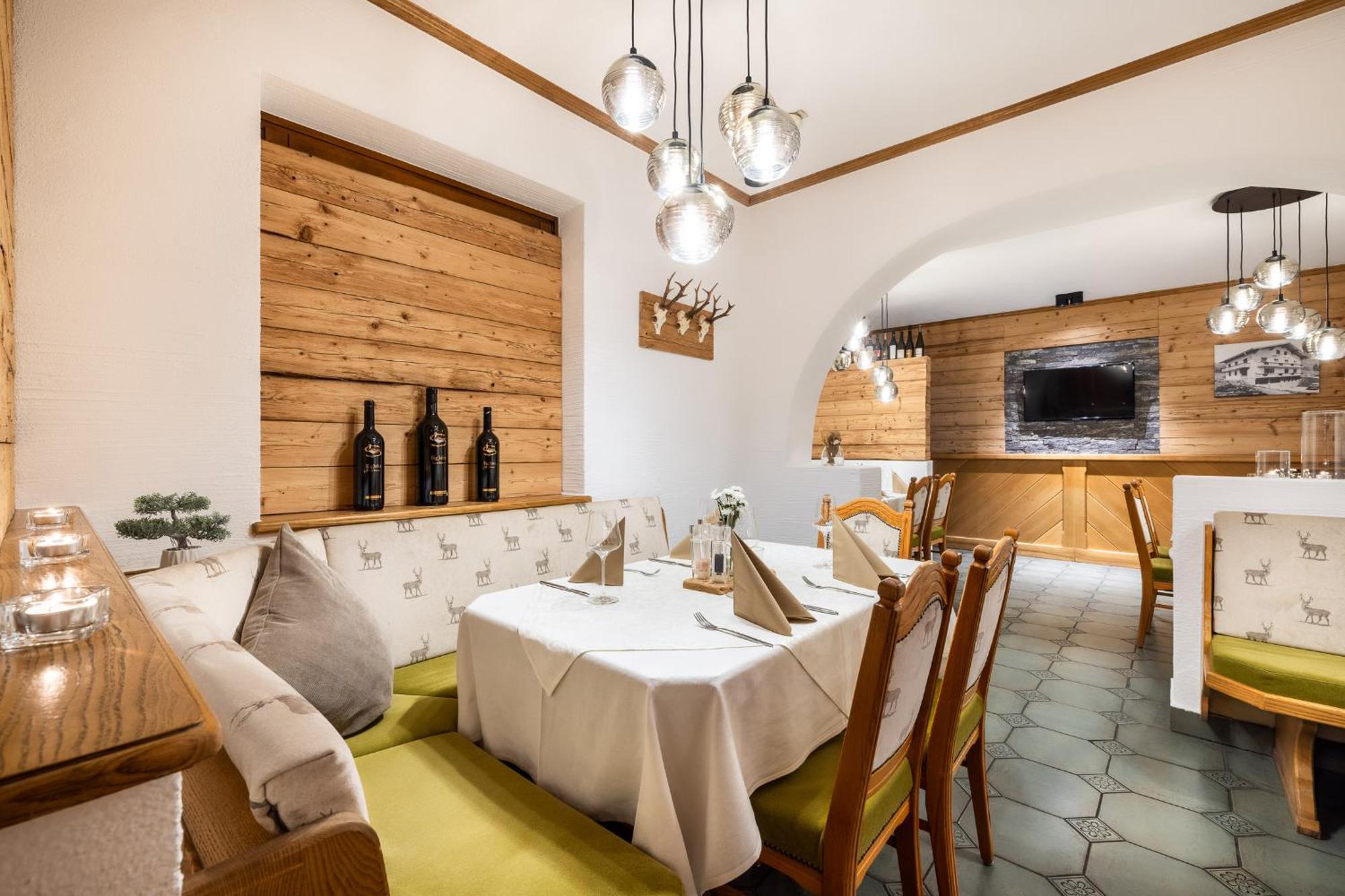 Hotel Hubertus Sankt Johann im Pongau Exteriör bild